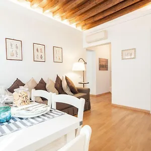 Casa Claudia Ai Frari , Venice Italy